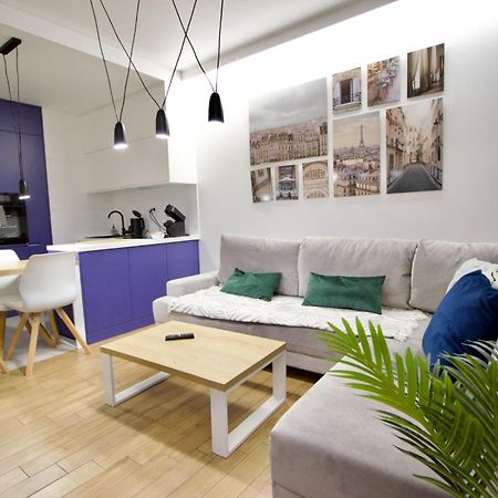 Wola Blue Modern Apartment Varsovie Extérieur photo
