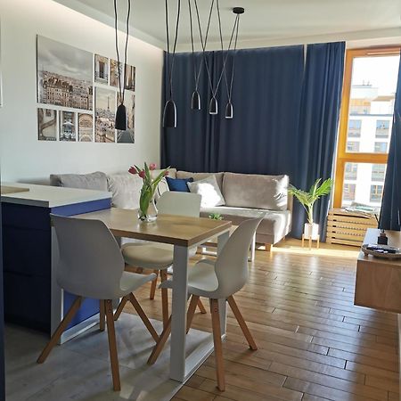 Wola Blue Modern Apartment Varsovie Extérieur photo